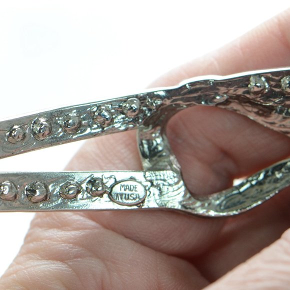 Oscar De La Renta Pave Bow Choker Necklace - Picture 5 of 6